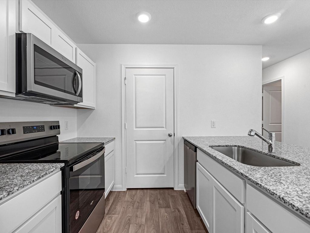 14659 New Village Drive - Photo 9