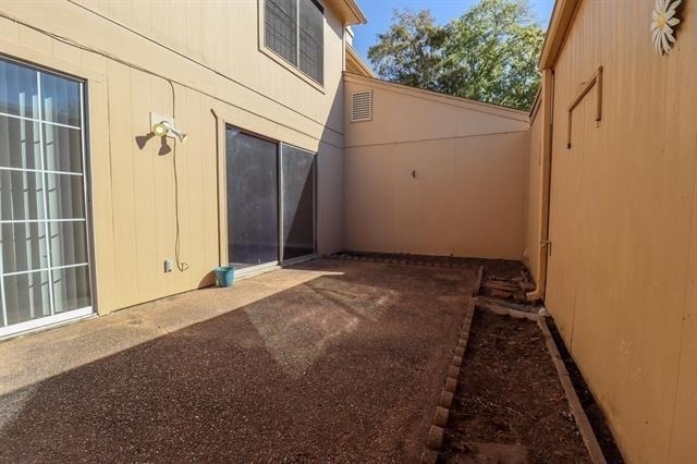 5725 Townhouse Lane - Photo 19