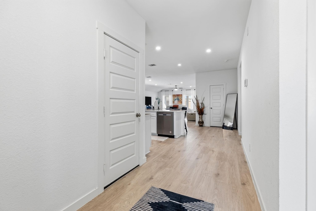 31714 Melkridge Drive - Photo 2
