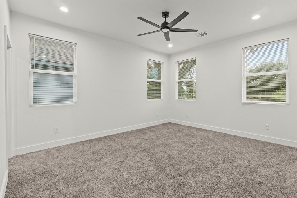 8127 Hoffman Street - Photo 11