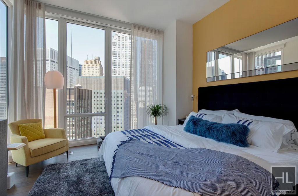 East 44th Street - Photo 3