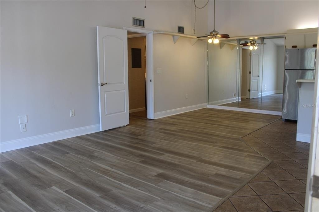 3345 Crystal Court E - Photo 4