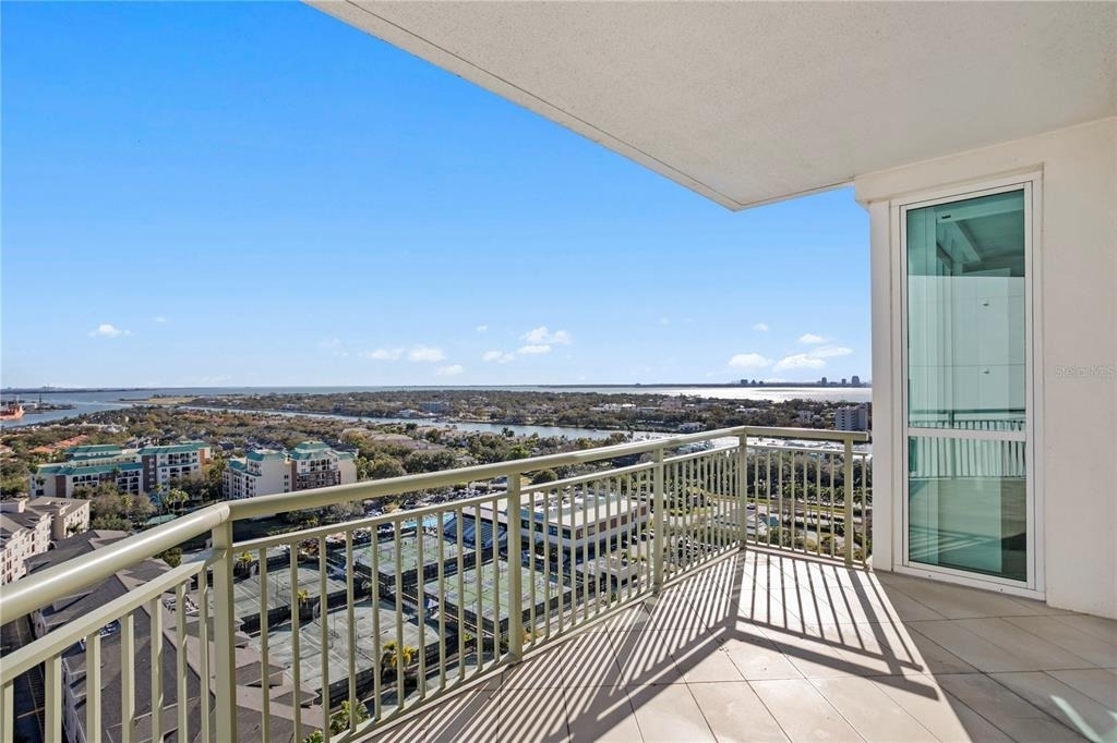 450 Knights Run Avenue - Photo 42