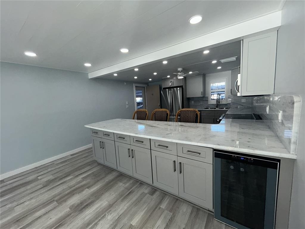 7625 Sun Island Drive S - Photo 8
