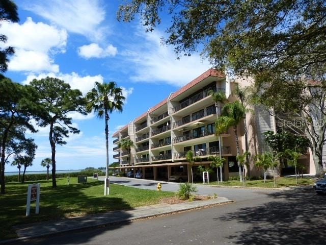 2700 Bayshore Boulevard - Photo 2
