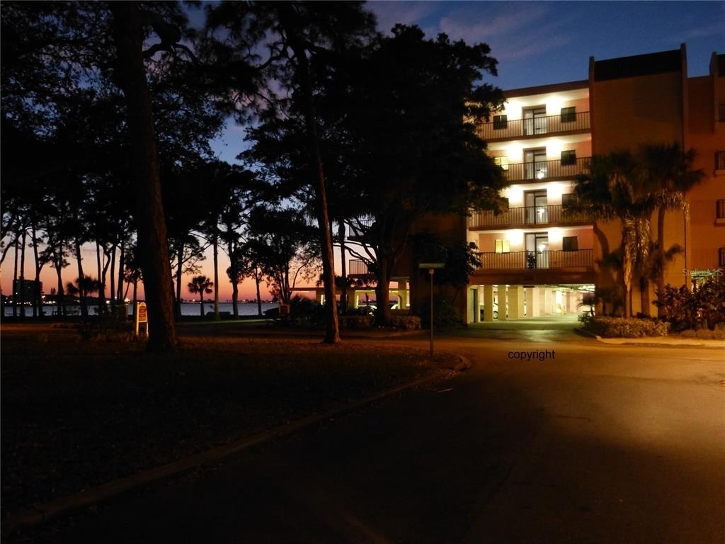 2700 Bayshore Boulevard - Photo 3