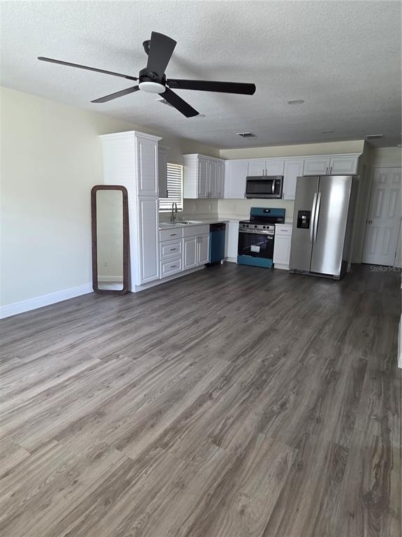 2825 Nicole Avenue - Photo 3