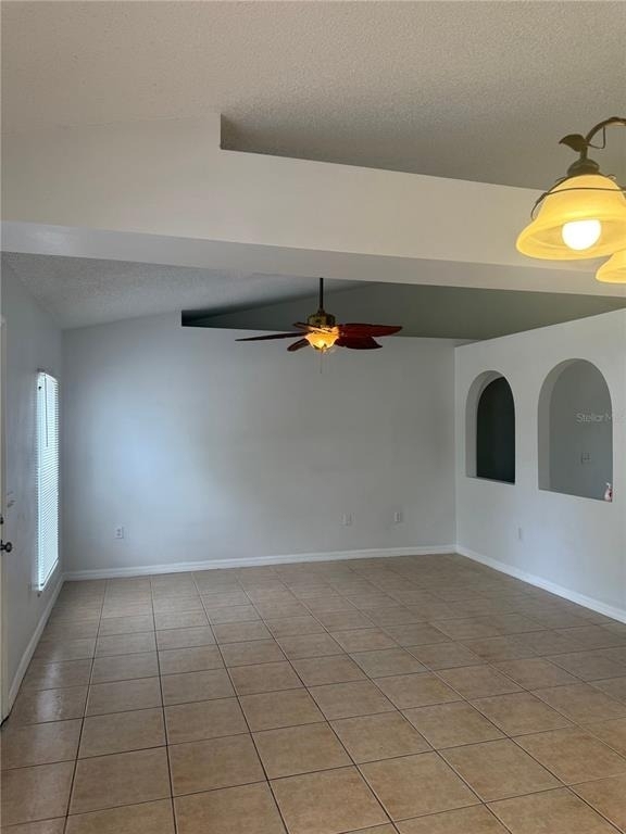 405 Francisco Way - Photo 3