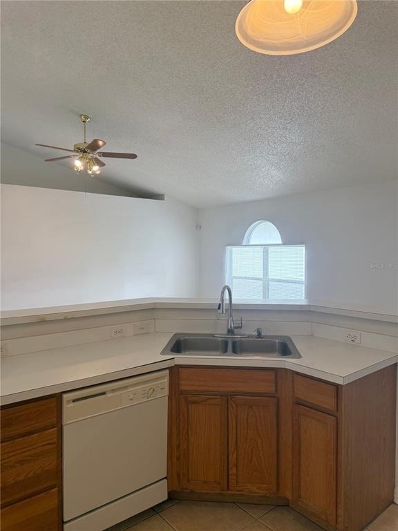 405 Francisco Way - Photo 13