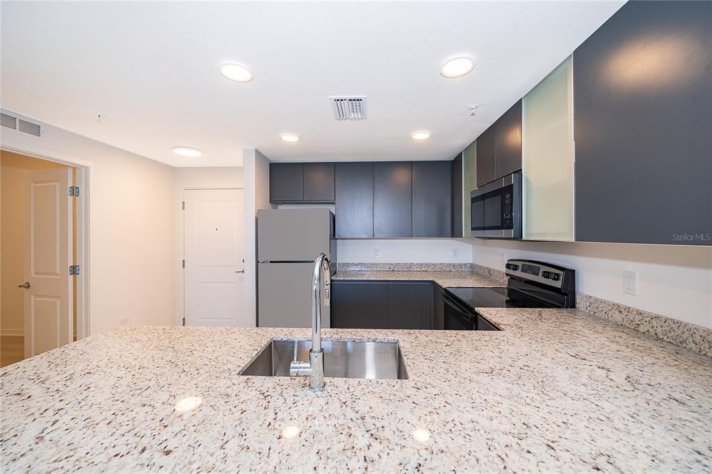 5587 Millenia Park Blvd - Photo 8