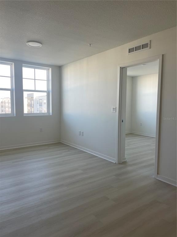 5592 Ne Pga Boulevard - Photo 2