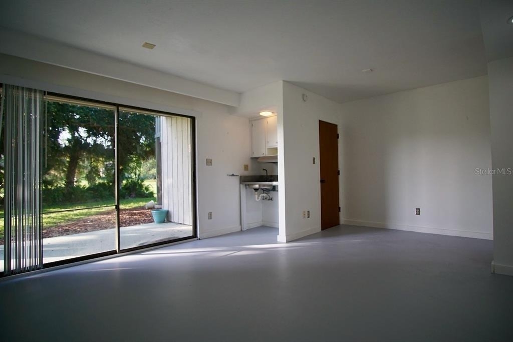 5060 Sherwood Lane - Photo 3