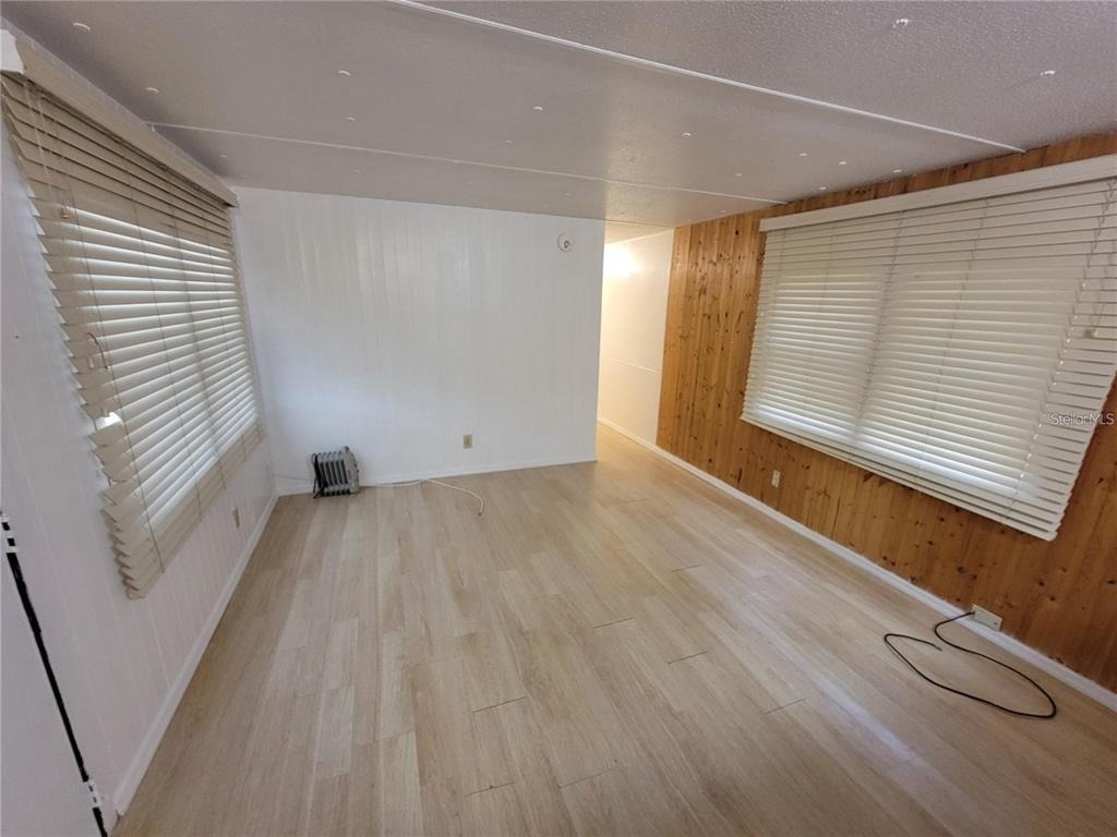 8957 Se 144th Street - Photo 3