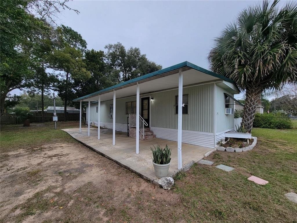 8957 Se 144th Street - Photo 0