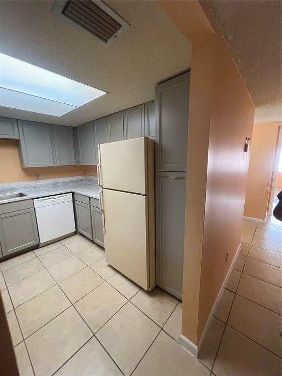 549 Fairways Drive - Photo 4