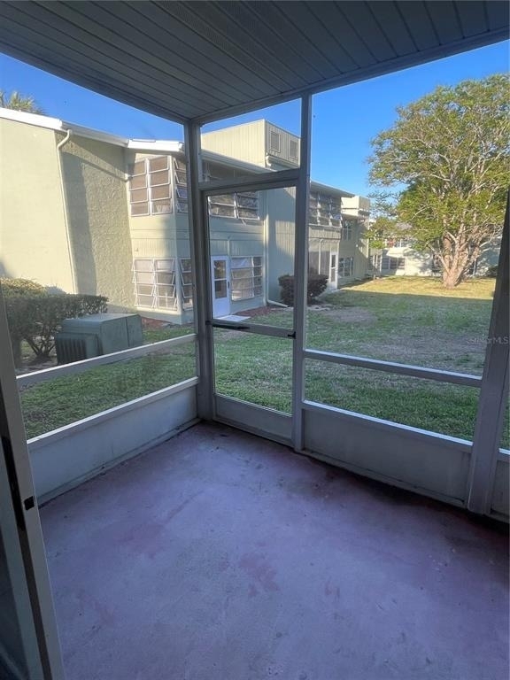 549 Fairways Drive - Photo 10
