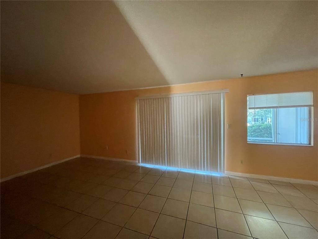 549 Fairways Drive - Photo 14