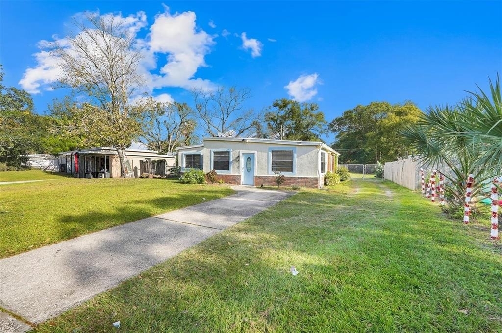 107 Garrison Drive - Photo 1