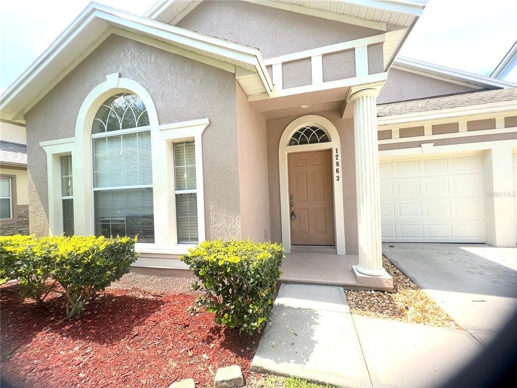 12863 Holdenbury Lane - Photo 0
