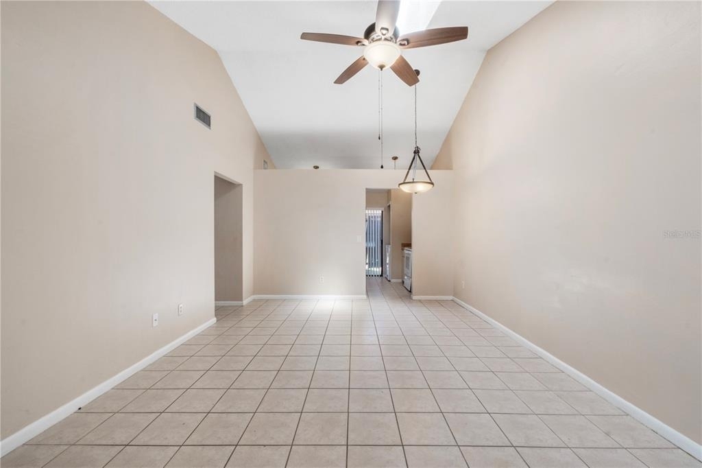 314 Douglas Way - Photo 2