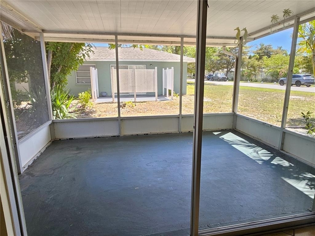 105 Base Avenue E - Photo 11