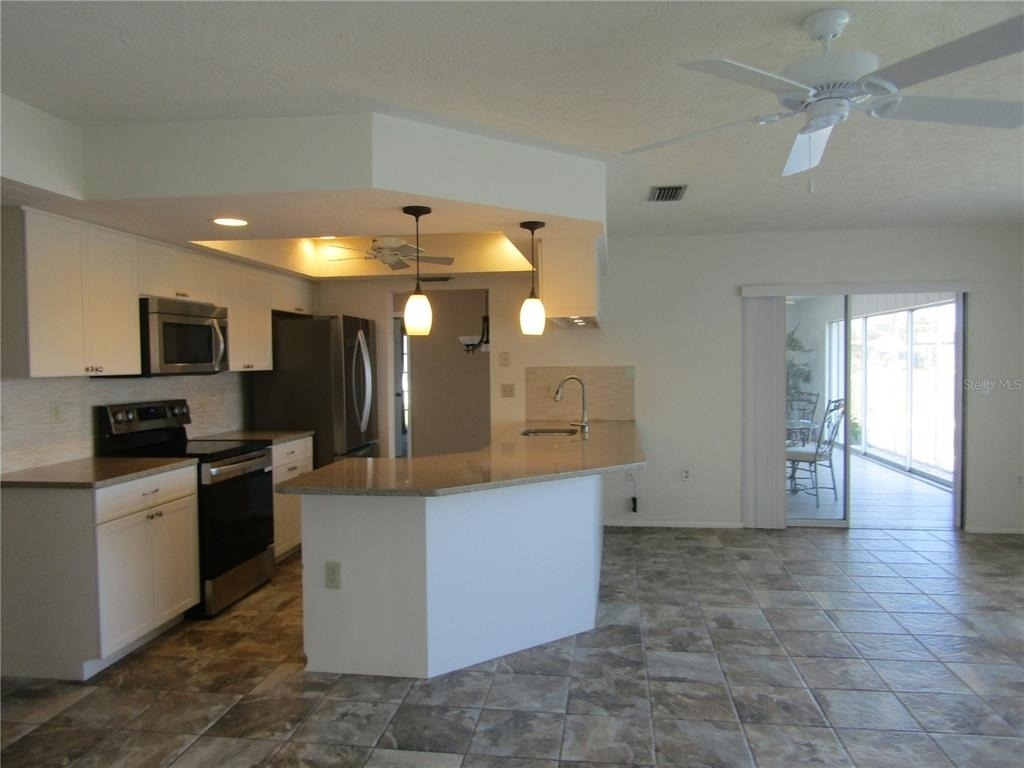 1608 Lilliput Court - Photo 5