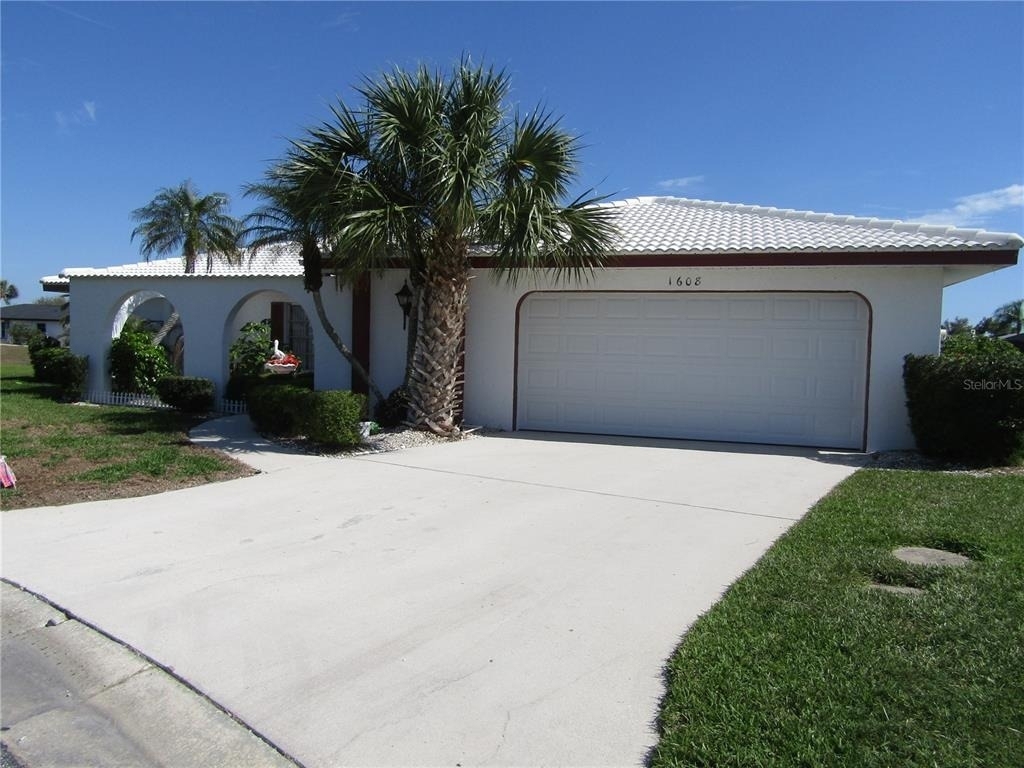 1608 Lilliput Court - Photo 0