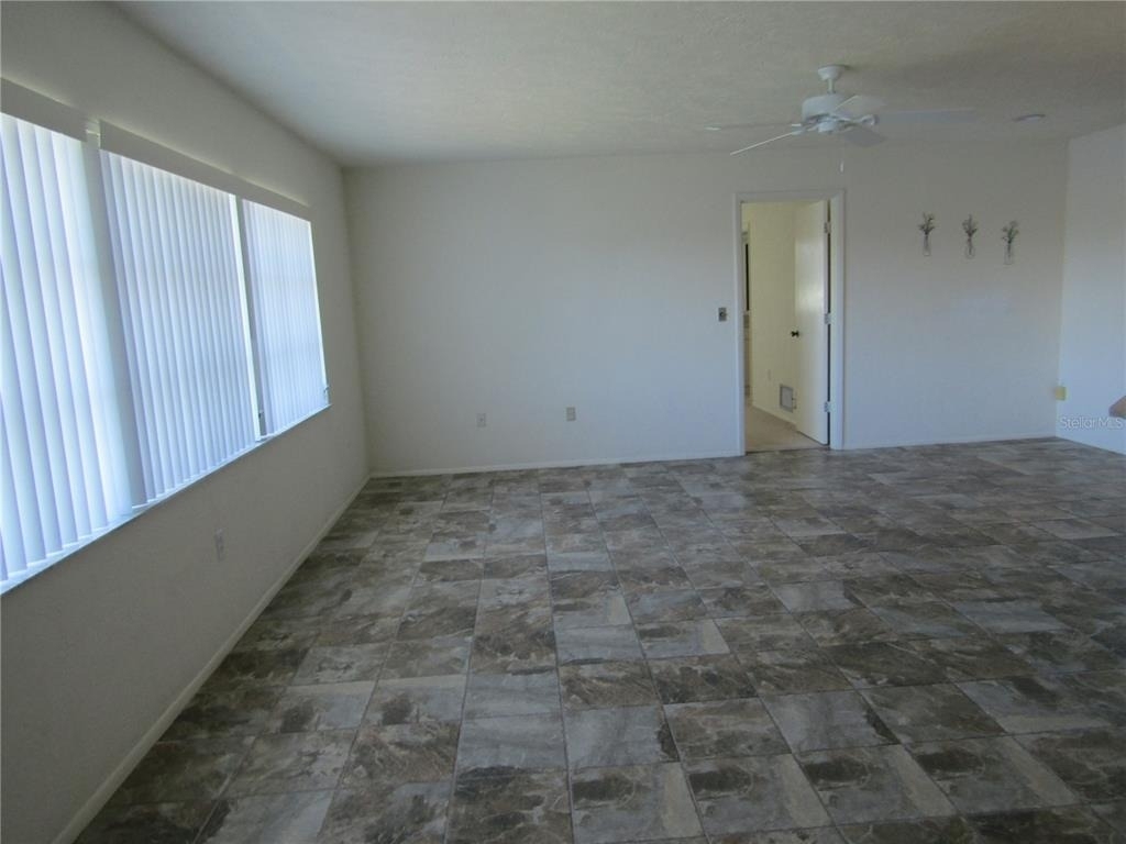 1608 Lilliput Court - Photo 7