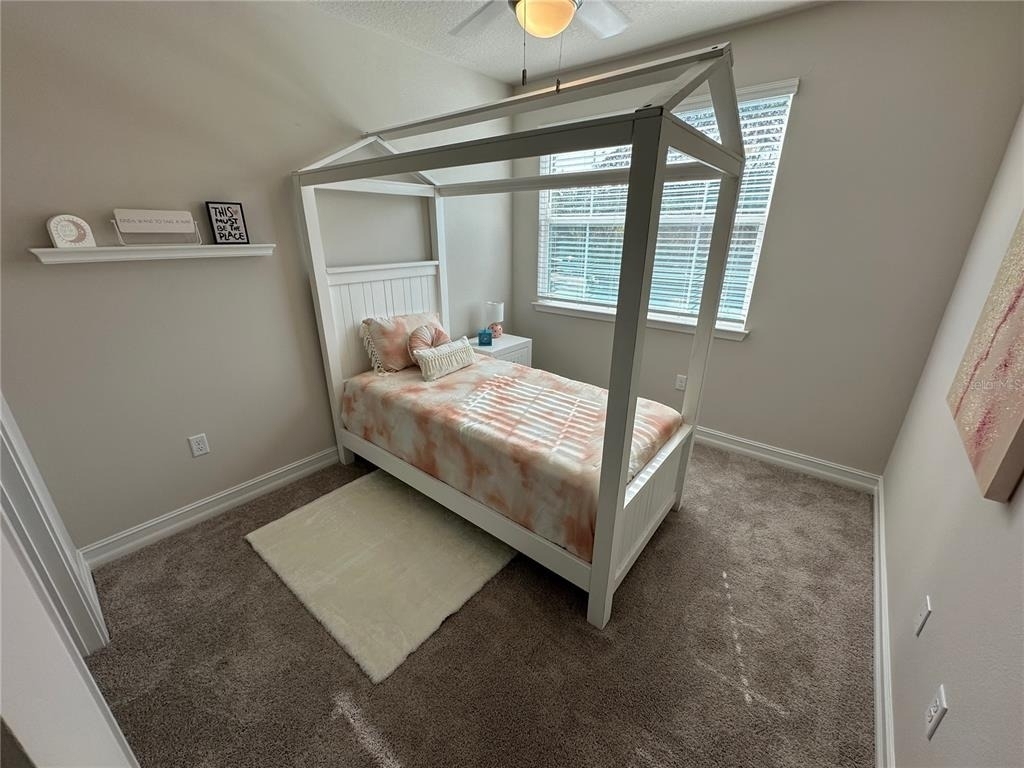 1057 E Caroline Street - Photo 9