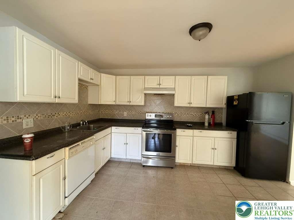 338 Washington Boulevard - Photo 3