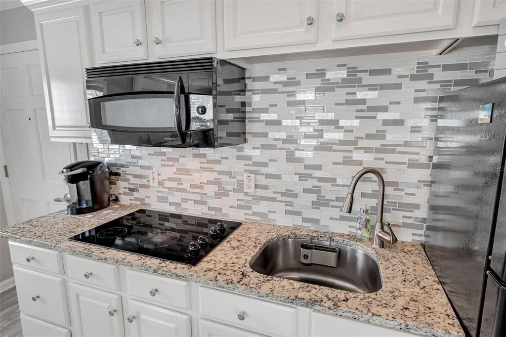 301 S Central Avenue - Photo 6