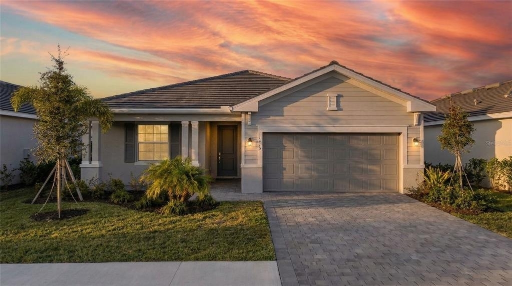 11470 Burgundy Drive - Photo 0