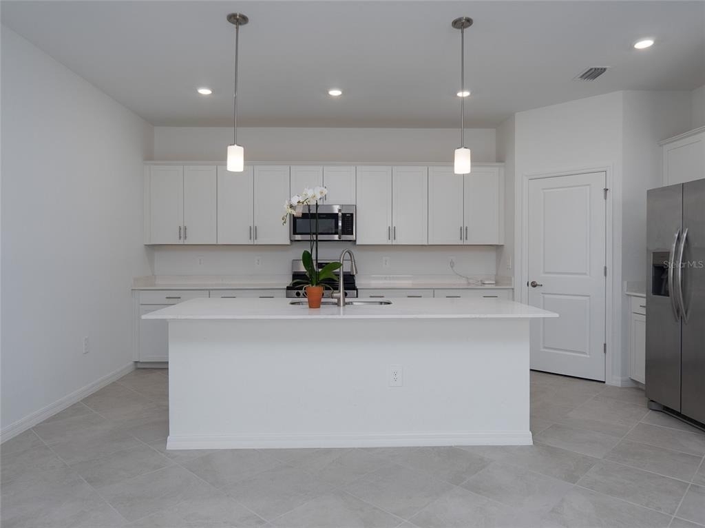 11470 Burgundy Drive - Photo 17