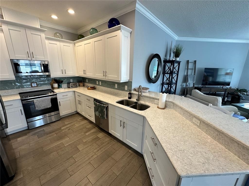 7730 34th Ave W - Photo 2