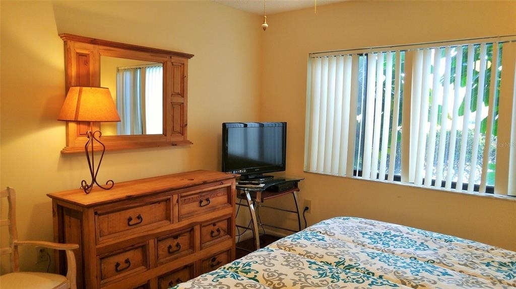 5677 Ashton Lake Drive - Photo 5