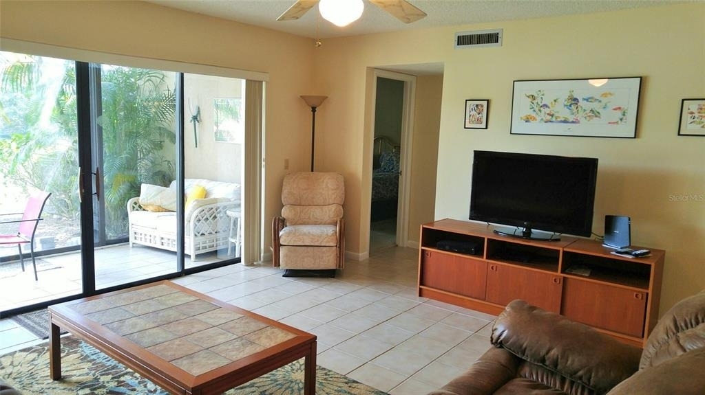 5677 Ashton Lake Drive - Photo 1