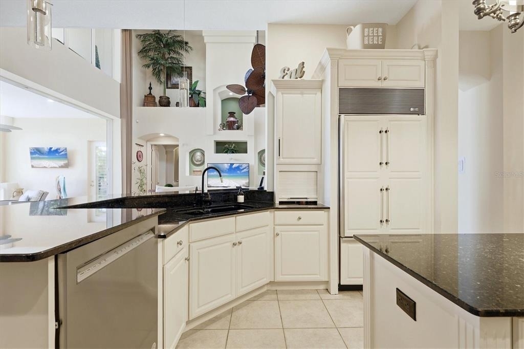 1007 3rd Street E - Photo 11