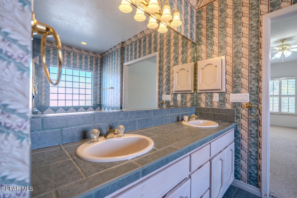 2066 Paseo Del Prado - Photo 24