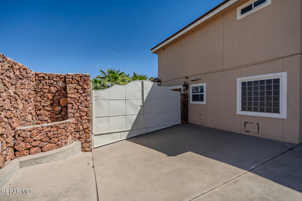 2066 Paseo Del Prado - Photo 46