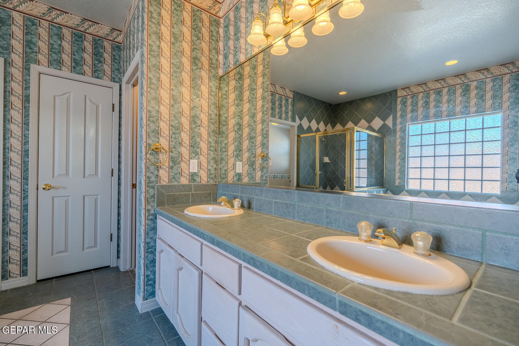 2066 Paseo Del Prado - Photo 25