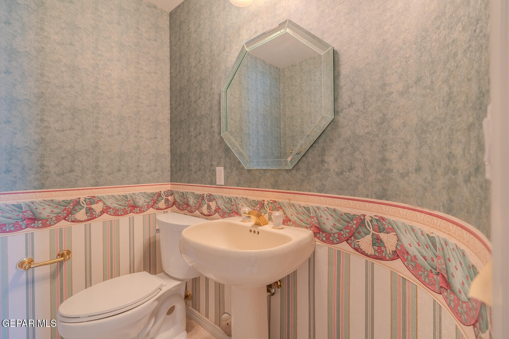 2066 Paseo Del Prado - Photo 17