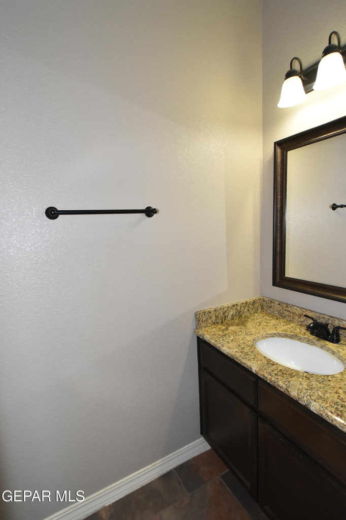 300 Saltford Place - Photo 31