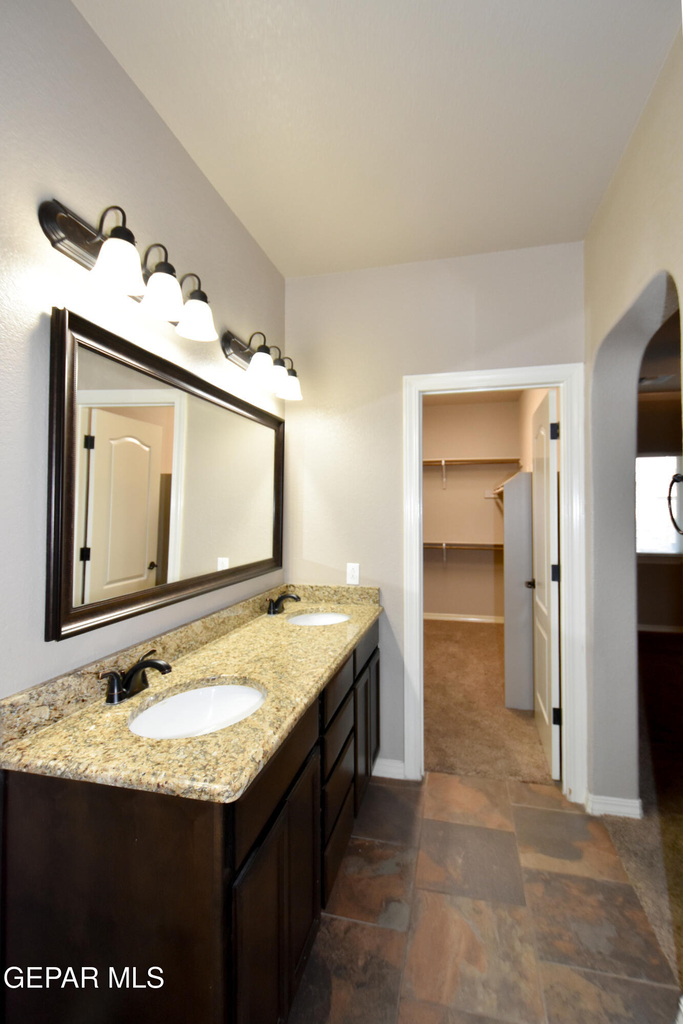 300 Saltford Place - Photo 26