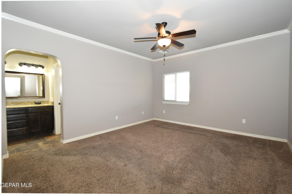 300 Saltford Place - Photo 24