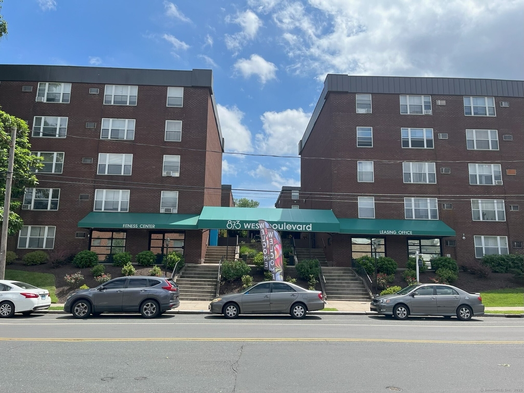 873 West Boulevard - Photo 1