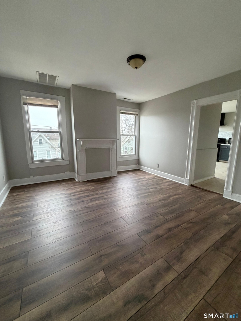 168 Lloyd Street - Photo 3