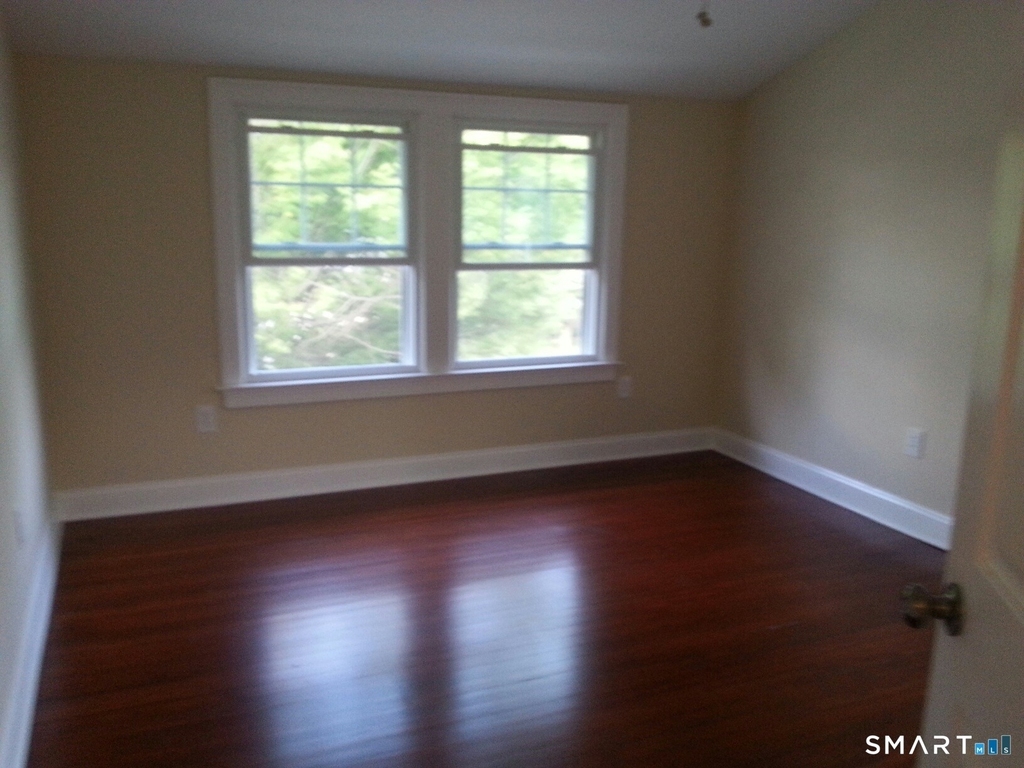 356 Townsend Avenue - Photo 15