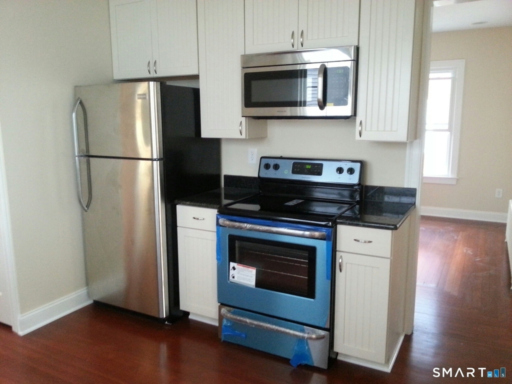 356 Townsend Avenue - Photo 11