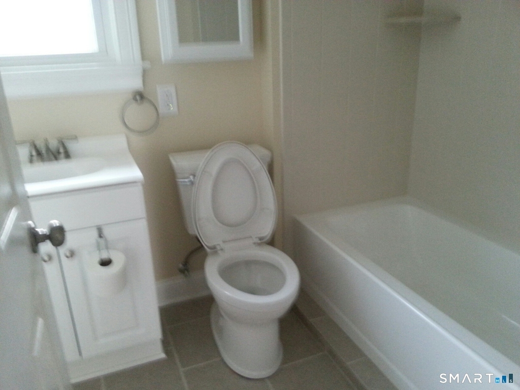 356 Townsend Avenue - Photo 12