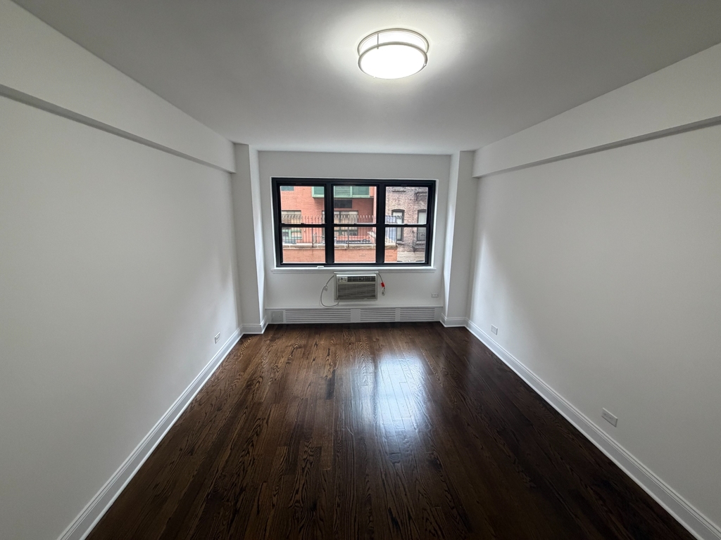 219 East 69th Street - Photo 2